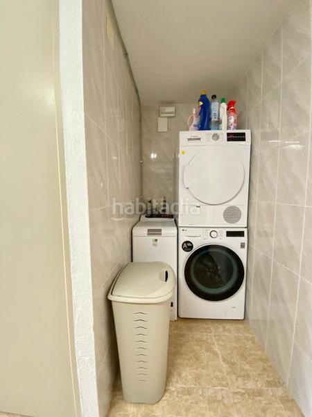 Foto fd75ce42-deda-43f2-bb41-0c8771fd05d4. Chalet con riscaldamento parcheggio piscina in Cunit residencial Cunit