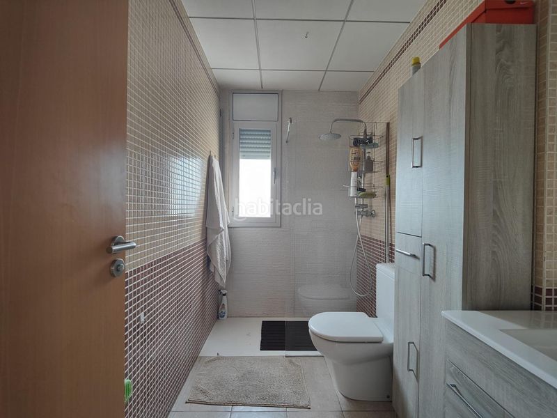 Foto e0128a93-be3a-4102-a2f5-76fa73bfb307. Àtic a calle greco 2 a El francas Coma-ruga