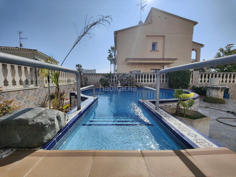 Foto e4a19e44-1f1a-4d33-99a7-f15cb3e6c3fd. Xalet amb calefacció aparcament piscina a Cunit residencial Cunit