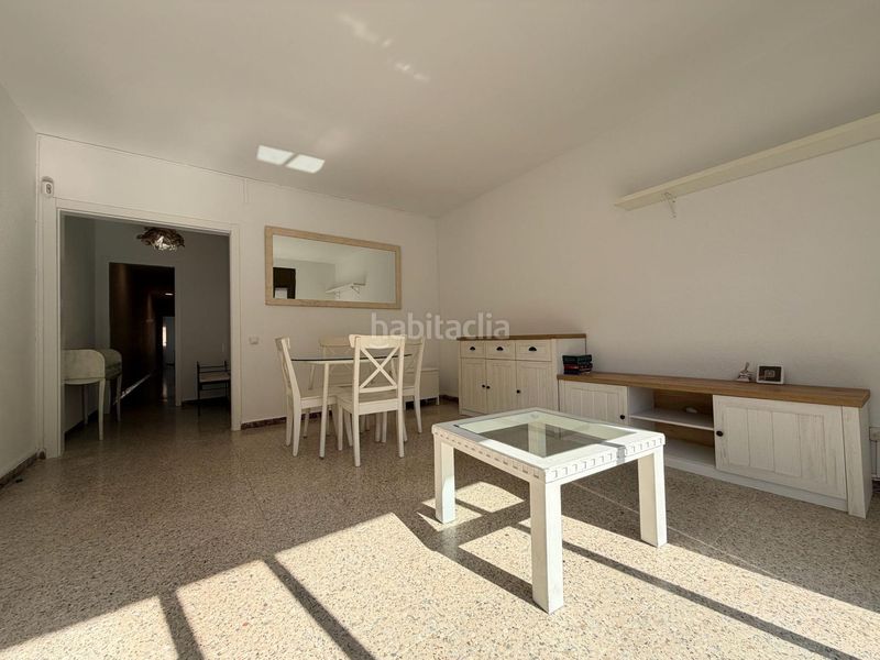Foto b7c2a75b-20c0-4b06-bb21-d40e3a145516. Pis a Calafell poble Calafell