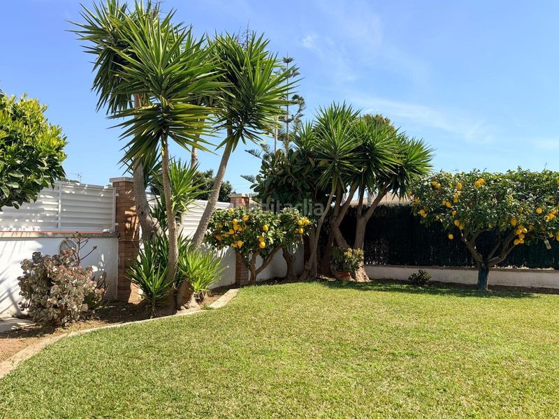 Foto 9b577be2-4a2b-4e0a-bf2c-5561415e77ae. Xalet amb calefacció aparcament piscina a Coma-ruga platja Coma-ruga