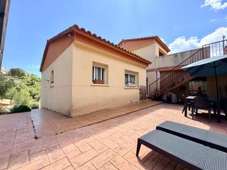 Chalet à Valldemar-Montmar. Chalet independiente para entrar a vivir