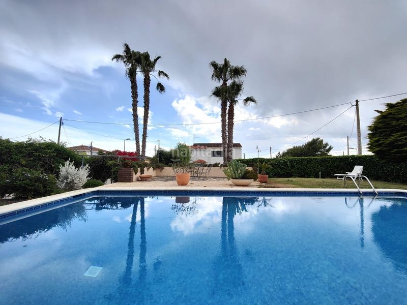 Foto 9b2b0c56-e3d1-43b1-9131-6f202b05cb8c. Xalet amb calefacció aparcament piscina a Cunit residencial Cunit