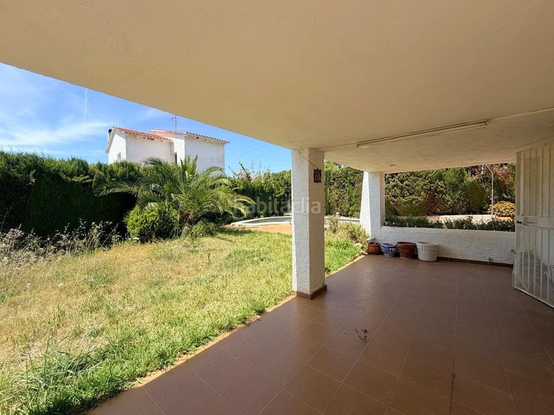 Foto 2ef4bfb8-df18-4de4-8956-d87334746835. Xalet amb aparcament piscina a Cunit residencial Cunit