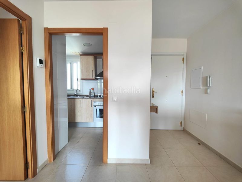 Foto c402caea-f04d-439b-8cc9-a896778c6456. Pis amb aparcament a Cunit residencial Cunit