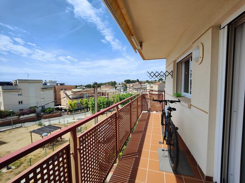 Foto e77fc27d-9300-46fb-9456-d6a8588df6a1. Pis amb aparcament a Cunit residencial Cunit