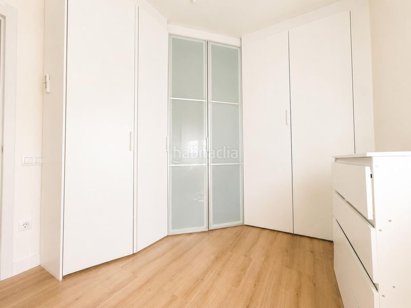 Foto a180d040-b7da-4f9e-b07a-67552a4818a9. Casa adossada amb calefacció aparcament a Cunit residencial Cunit