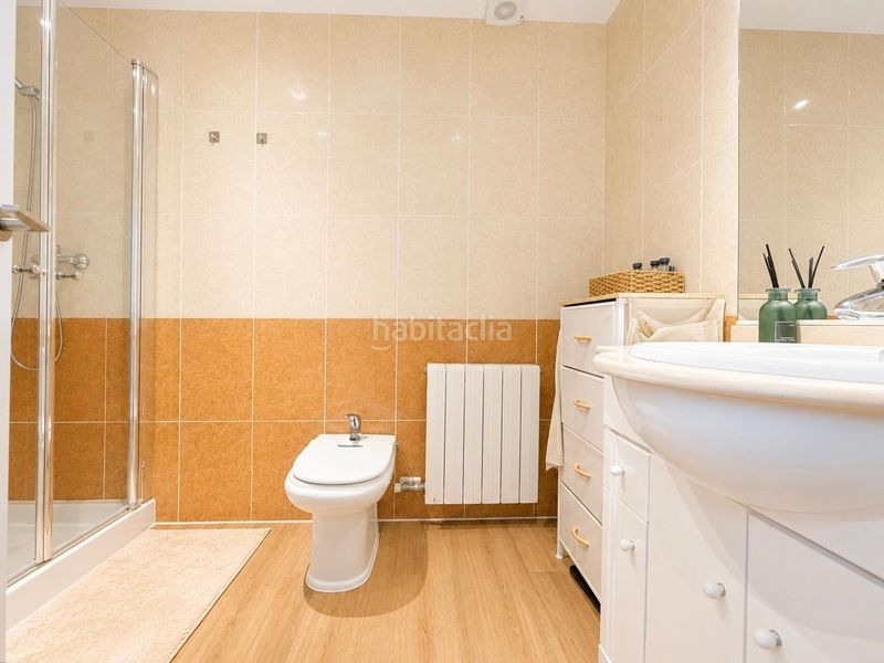 Foto ca94fee5-cb12-405a-870e-e0b4fd4b07b0. Casa adossada amb calefacció aparcament a Cunit residencial Cunit