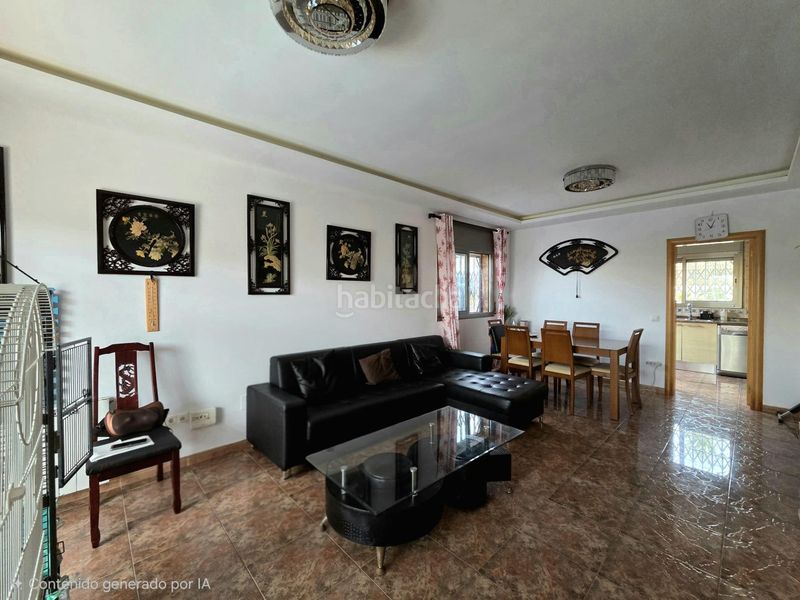 Foto 219e2bc2-a002-4cc3-bc06-3694eb7d42e0. Chalet  independiente en Cunit residencial Cunit