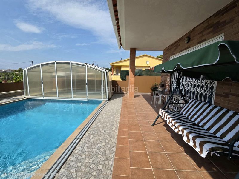 Foto af247272-efe6-4941-8669-da883e573087. Chalet  independiente en Cunit residencial Cunit