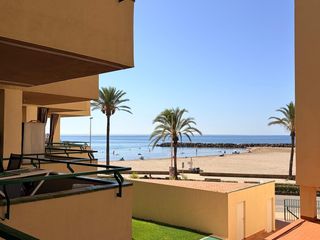 Appartement  Maritim. Primera línea de mar con piscina