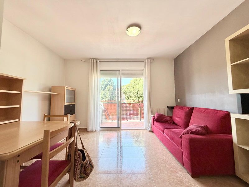Foto edb12a66-8726-45af-b1d2-206a4e5d5534. Pis amb calefacció aparcament a Cunit residencial Cunit