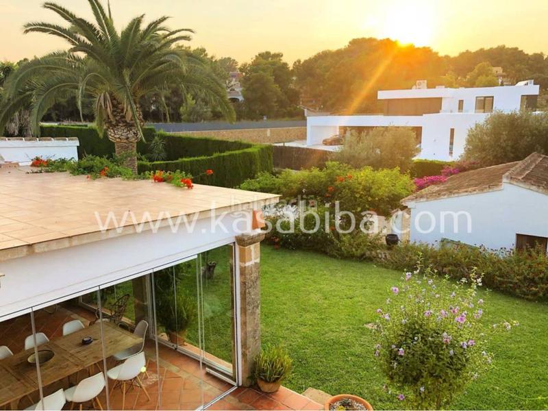 Foto 186b566f-4926-4fa7-9cc3-6d07f2d4b06a. Alquiler chalet  en alquiler en balcón al marcap martíadsubia en Xàbia
