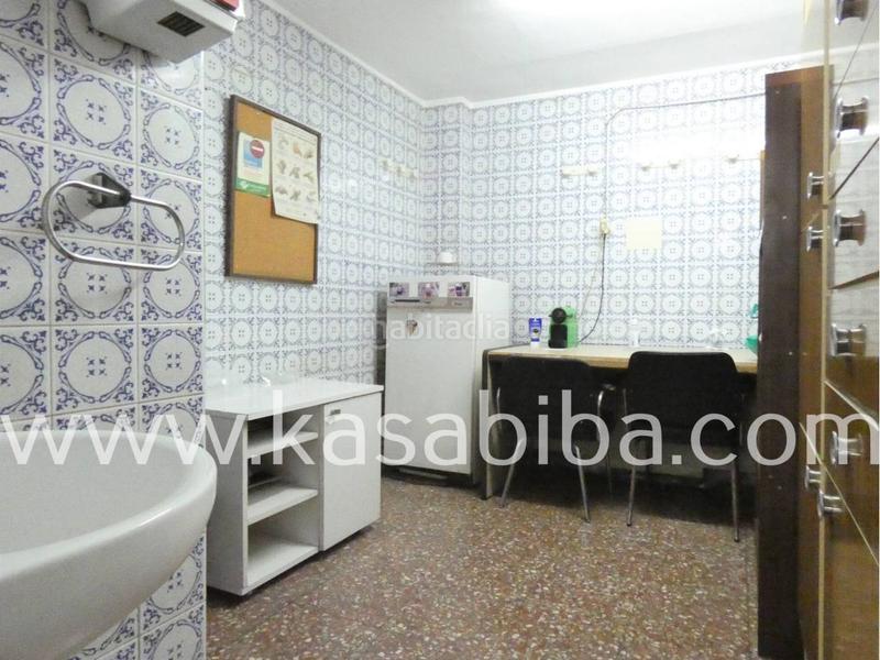 Foto 4df86770-7739-4e27-8f82-1aa2d1fa56dc. Locale commerciale in perez galdos 75 in Nou Moles Valencia