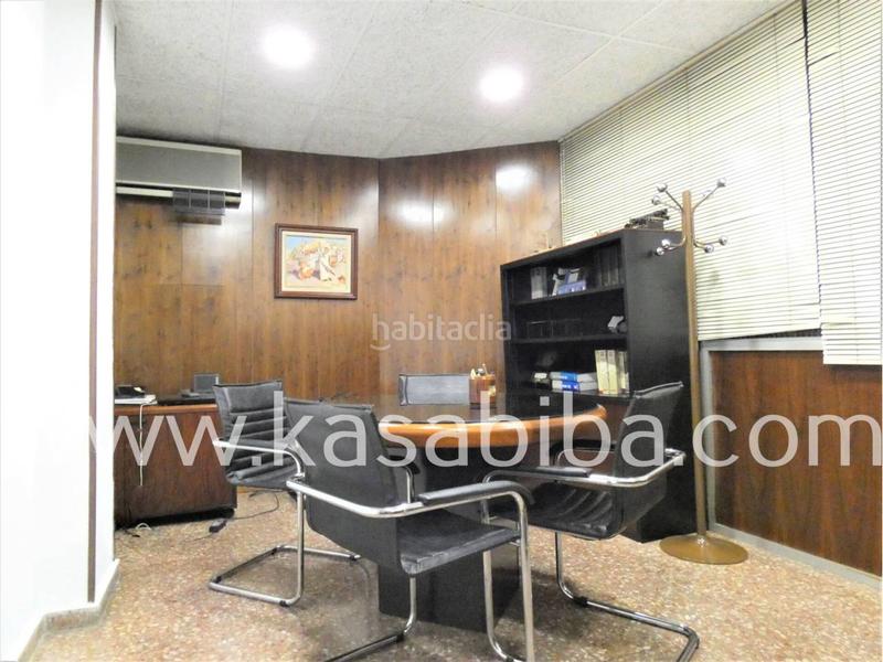 Foto 51784cca-c7f3-4c11-8c5d-39d6fb3c98ee. Locale commerciale in perez galdos 75 in Nou Moles Valencia