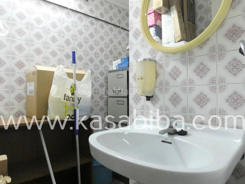 Foto 750ebc51-3cbe-4890-9f61-a2c58d0b7eb4. Locale commerciale in perez galdos 75 in Nou Moles Valencia