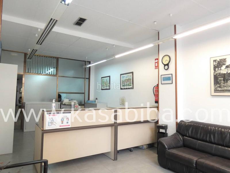 Foto a3df093c-7aba-4d63-9254-57f3b40673fd. Locale commerciale in perez galdos 75 in Nou Moles Valencia