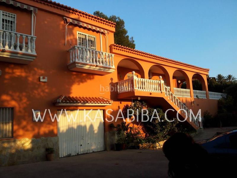 Foto 0064dc40-6676-4e7e-a10c-0135c1318b24. Chalet mit parking pool in La Vila Alzira