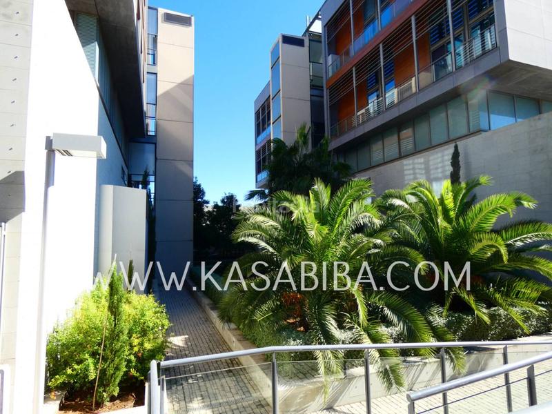 Foto 3923ae9e-b6a0-4d4b-ac0b-9f8db295965a. Autoparkplatz in cruz roja 1 in Vara de Quart Valencia