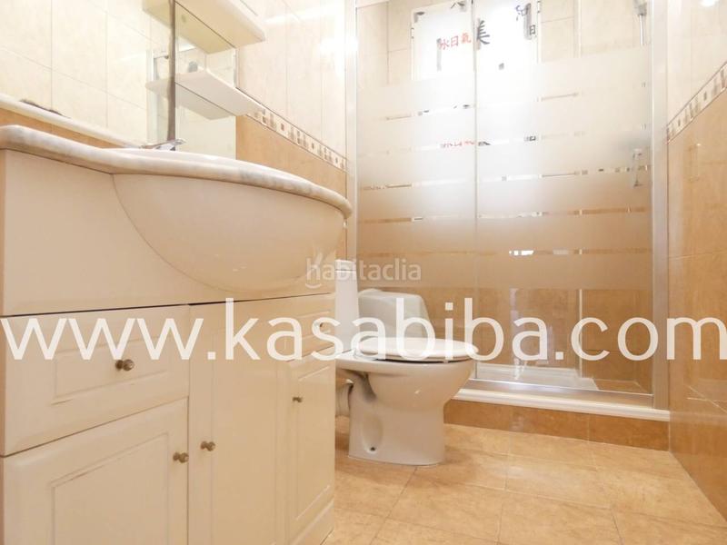 Foto 2499a33f-283f-47d0-bc69-d86adbb160e1. Pis a El Botànic Valencia