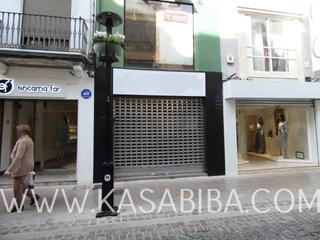 Geschäftsraum  Alloza. Local en venta en 01centro