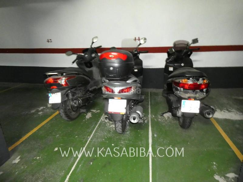 Foto b814bd4f-5c2e-41b2-b04c-72c8f75991af. Posto auto in Nou Moles Valencia