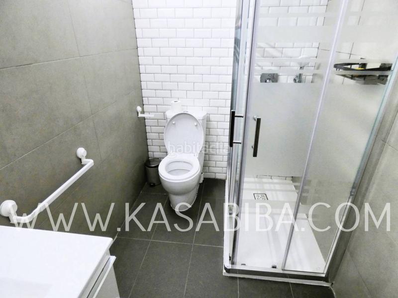 Foto fadf11fe-ed13-4e94-827c-3196a6ffce4d. Attique dans andarella 1 dans Barrio de la Luz Xirivella