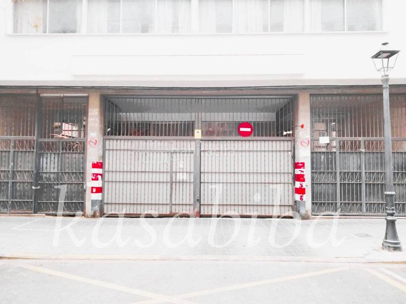 Foto 337a1554-abdc-42e8-aab0-efdf27f17a6f. Posto auto in La Creu del Grau Valencia