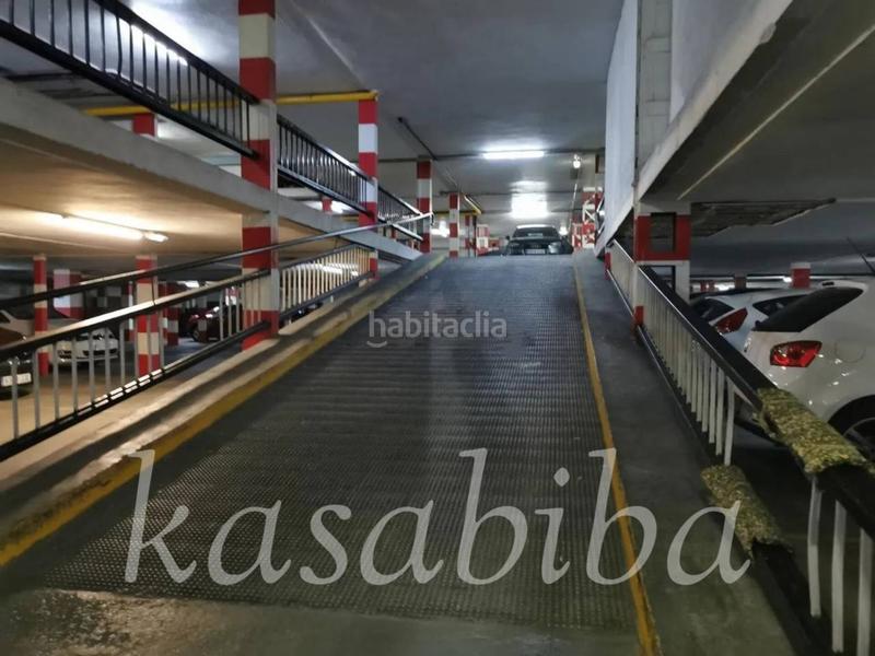 Foto 7b20a83f-3417-4cd7-87d2-0b3c81bc22f5. Parking coche parking en venta en pla del real en Valencia