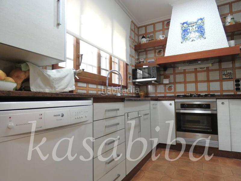 Foto 0aab63ba-19ee-4de4-8ab0-8aff56802c09. Xalet amb calefacció aparcament piscina a Pla dels Aljubs Pobla de Vallbona (la)