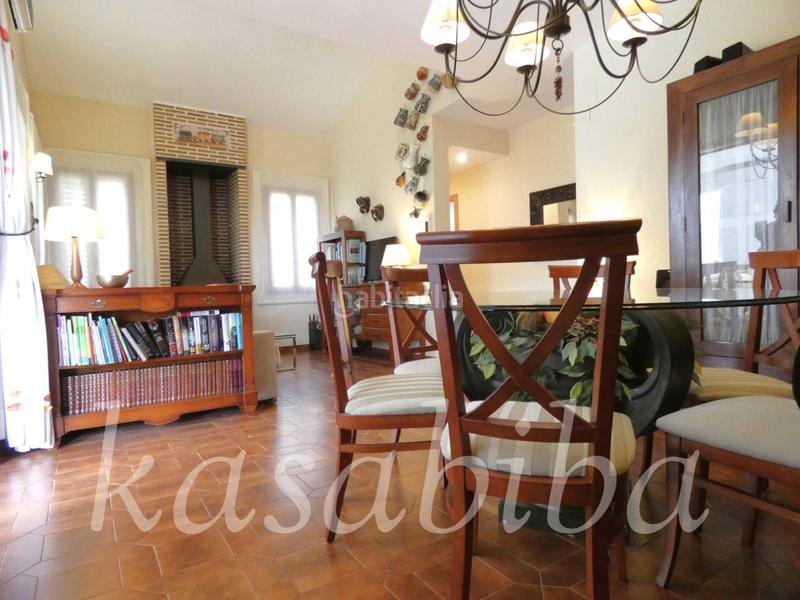 Foto 5a4c6987-9356-4aa2-bec8-b50c76bca3f7. Xalet amb calefacció aparcament piscina a Pla dels Aljubs Pobla de Vallbona (la)