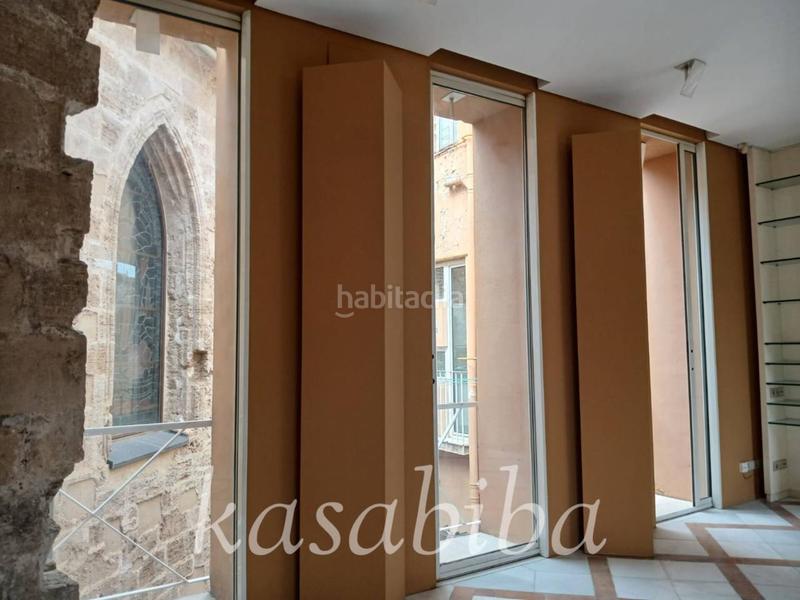 Foto 1ba2d074-e389-4dca-8d4a-3833772f79f1. Alquiler piso  en alquiler en ciutat vella en Valencia