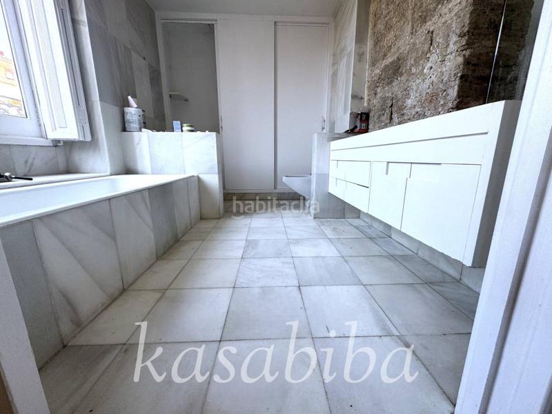 Foto bc158b88-5d20-4ec2-a7b4-e31a2a43027e. Miete etagenwohnung mit heizung in La Seu Valencia