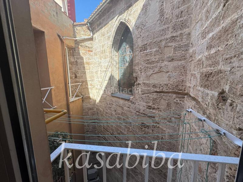 Foto afe63145-28ed-4884-b40a-66d983a230d9. Rent flat with heating in La Seu Valencia