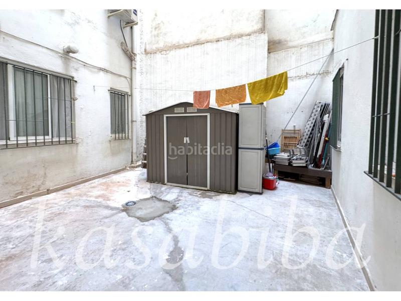 Foto b936bfc9-f7f3-4f82-8b11-ec0d2a2504f5. Etagenwohnung in Barrio de Patraix Valencia