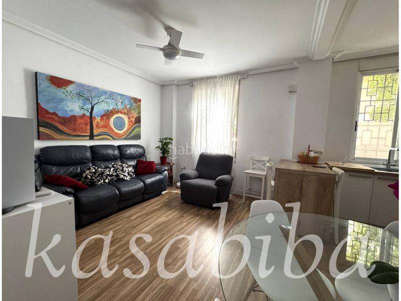 Foto d2634ee3-217d-4ea7-a20c-608cb6812b6a. Etagenwohnung in Barrio de Patraix Valencia