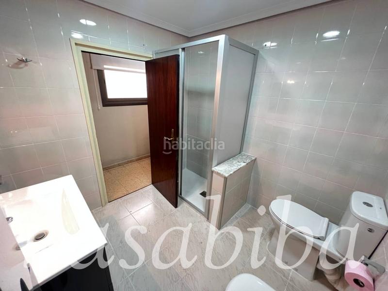Foto 8c2e1c68-ee72-4d42-a759-eaa3b0448c28. Alquiler piso  en alquiler en extramurs en Arrancapins Valencia
