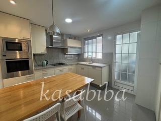 Location Appartement  San vicente mártir. Piso en alquiler en jesus