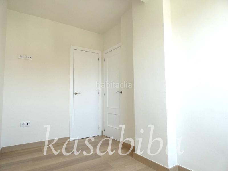 Foto ef18c06b-efe2-44f1-affe-9a1c5409a9e1. Alquiler piso  en alquiler en poblats maritims en Valencia