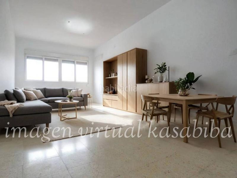 Foto f95478cd-df83-414b-94ad-1290b46515d6. Alquiler piso  en alquiler en poblats maritims en Valencia