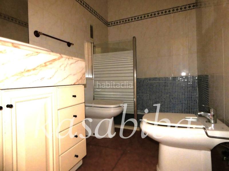 Foto b8016e9f-2277-4f0e-bc24-1a8d4555bc49. Pis a Manuel