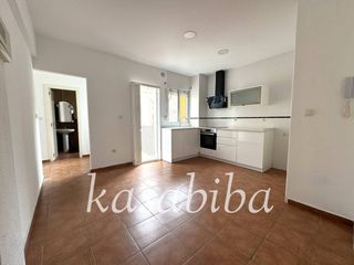 Pis  Calle murillo. Piso en venta en ciutat vella