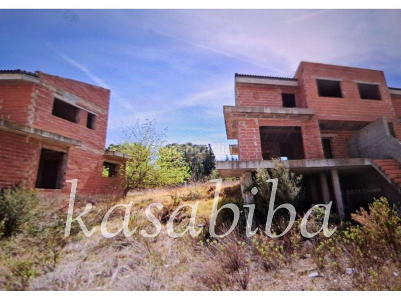 Foto aeabe21a-d7f8-47aa-875c-0b2b4b4cfee8. Casa pareada chalet pareado en venta en las pedrizas en Chiva