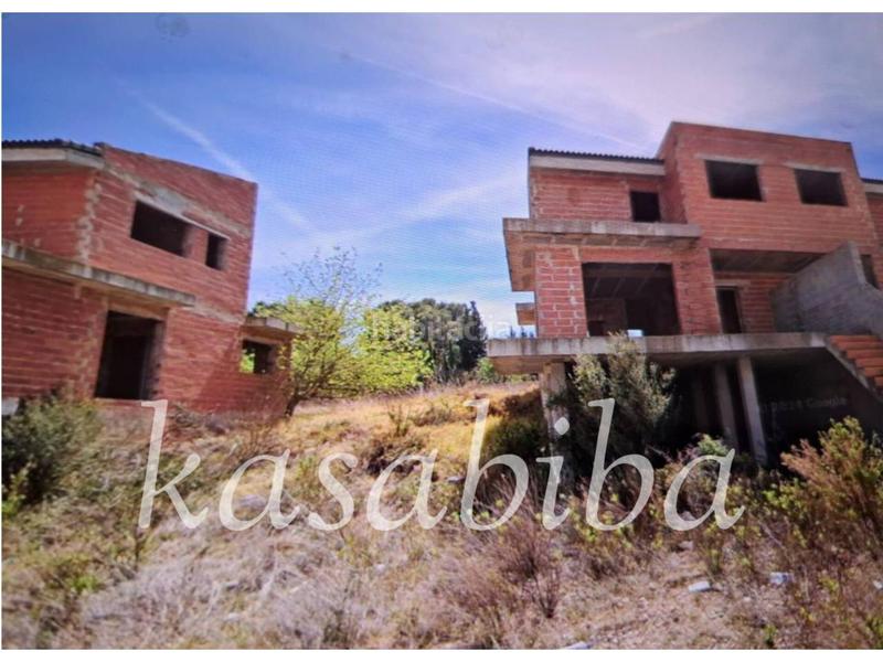 Foto d0283722-8fd2-41ab-aca0-118fe86700e4. Casa pareada chalet pareado en venta en las pedrizas en Chiva