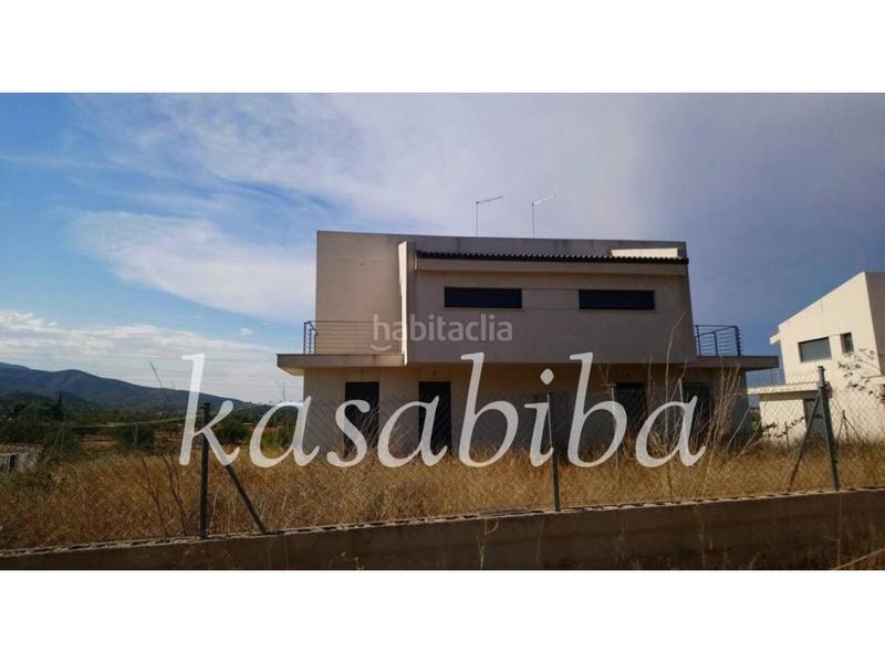 Foto f8f3704b-6de8-4df1-9440-e9f129373472. Casa pareada chalet pareado en venta en las pedrizas en Chiva