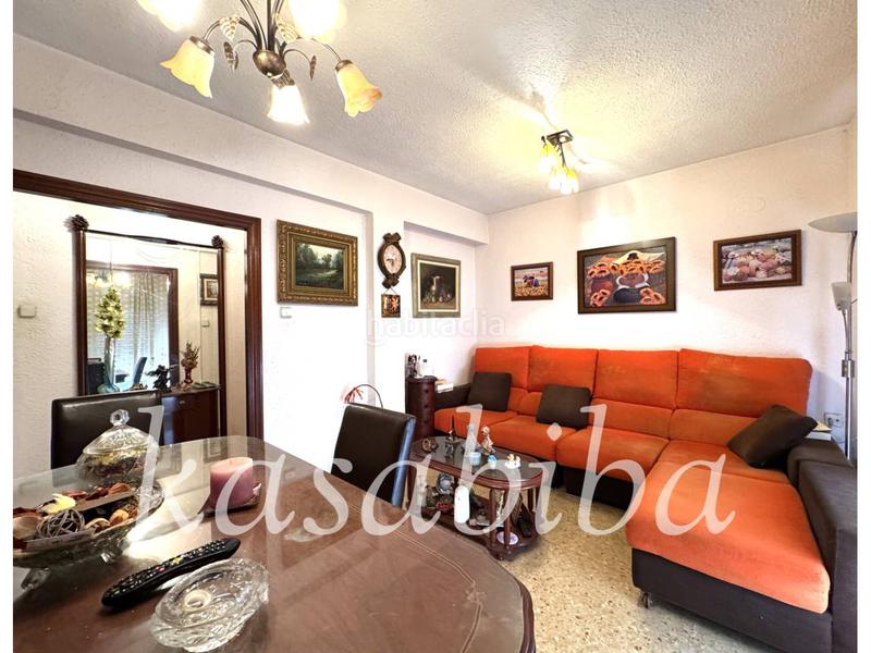 Foto 55bcbc72-512c-44c0-ac73-12312734dabf. Pis a Mont Olivet Valencia