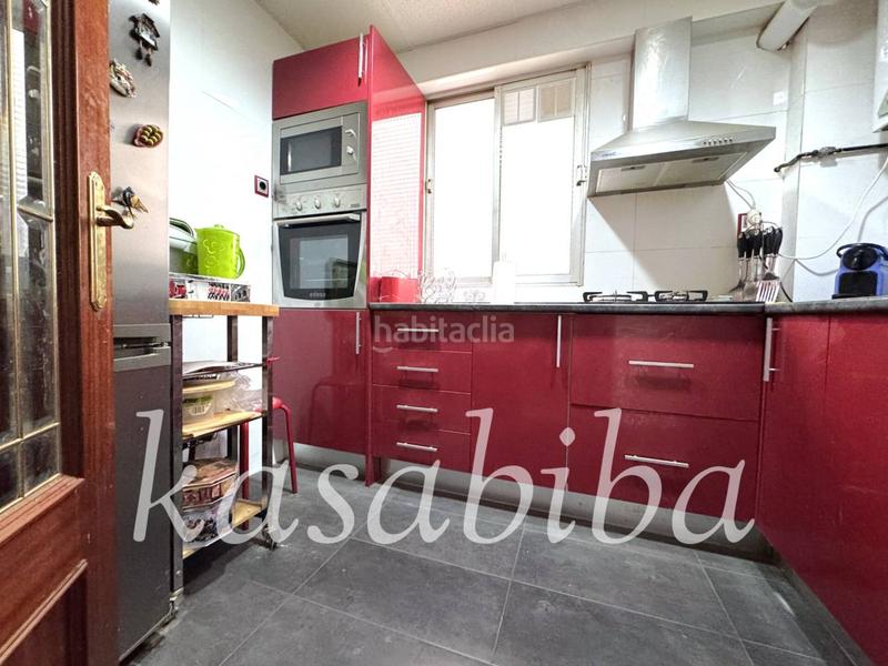 Foto 7fcab5b1-d2b2-43f9-9a0e-1fd3f7b7083a. Pis a Mont Olivet Valencia