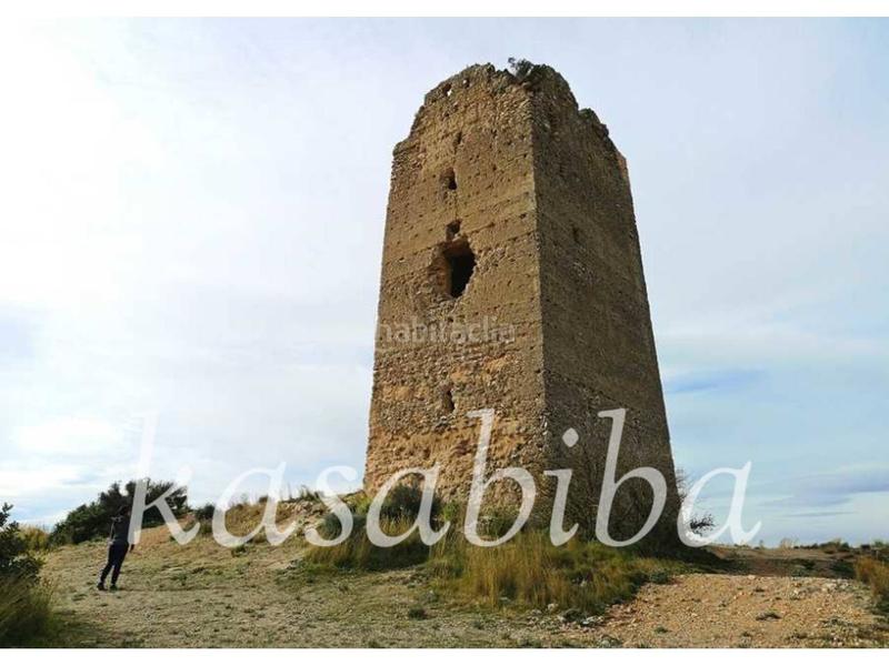 Foto 0065b952-d2b2-4c23-ae71-c4ec4b05453a. Casa a schiera con parcheggio in Montroy