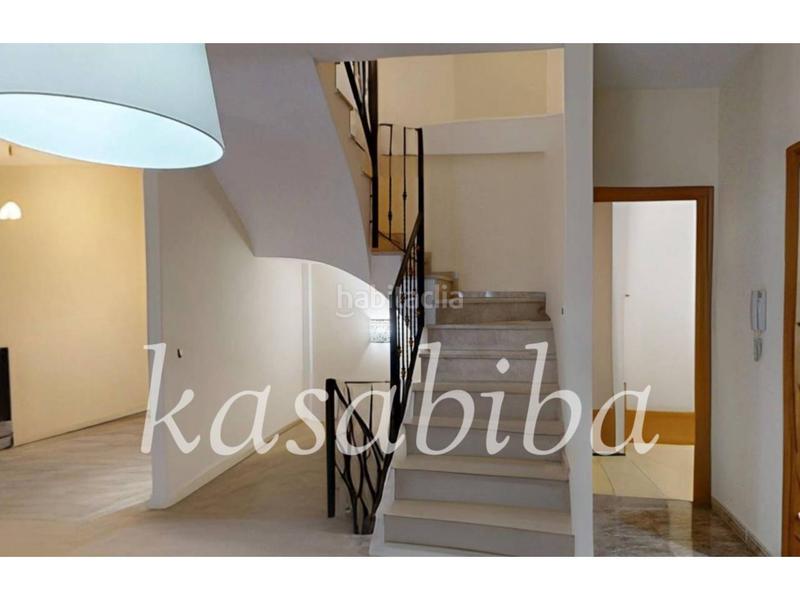 Foto 157652d4-e072-449a-b2eb-68f5db5af4ec. Casa a schiera con parcheggio in Montroy