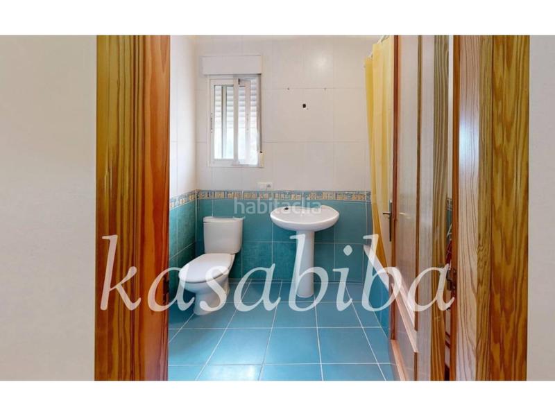 Foto 3db2595a-eb04-4cb5-be98-e7117d79673d. Casa a schiera con parcheggio in Montroy